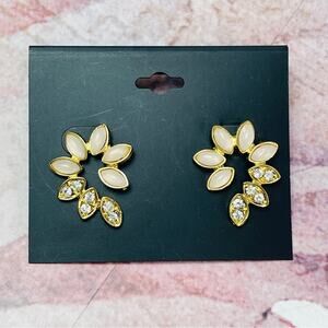 Peach and rhinestone earrings NWT